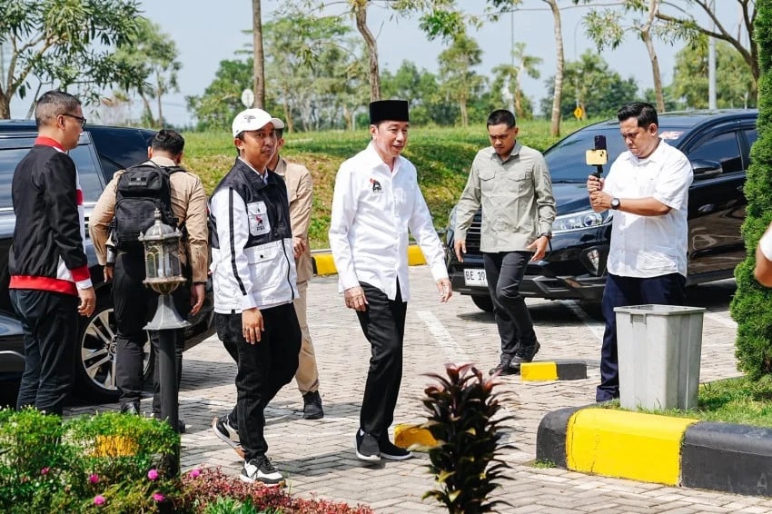 Prediksi Safari Politik Jokowi Membuat Ekonomi Nasional Semakin Sulit