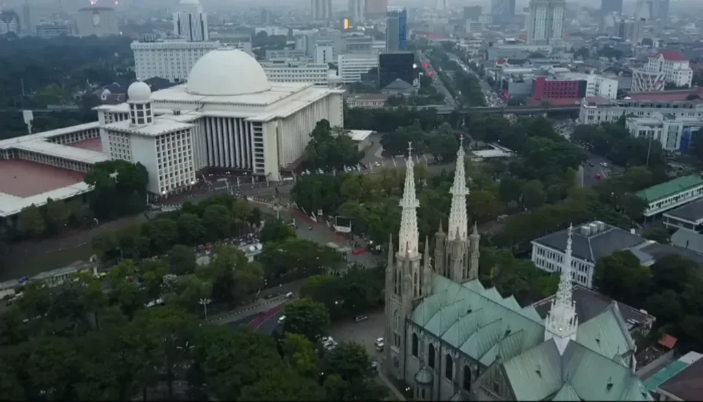 Presiden Jerman Kunjungi Masjid Istiqlal dan Gereja Katedral Jakarta