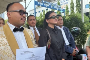 Ratu Sofya Polisikan Produser Film Atas Dugaan Pencemaran Nama Baik