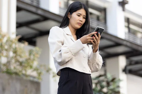 Registrasi Nomor HP Baru Pakai Biometrik Mulai 1 Juli, Wajib Scan Wajah Sesuai NIK