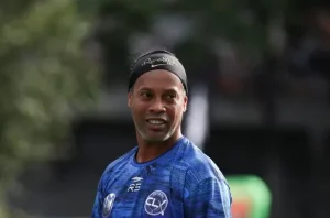 Ronaldinho Kembali Merumput di Usia 46 Tahun dengan Bergabung Ravenna Serie C Italia