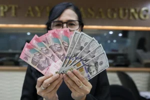 Rupiah Melemah, Analis Ungkap Sebabnya