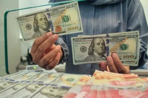 Rupiah Melemah dan IHSG Anjlok: Apa yang Terjadi?
