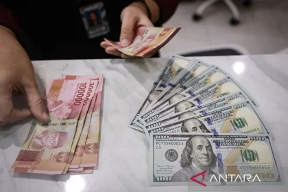 Rupiah Naik Tajam 151 Poin dalam Penutupan Perdagangan Hari Ini