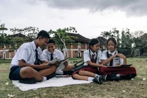 Sekolah Tidak Pernah Cukup: Bimbel, Kecemasan, dan Siapa yang Diuntungkan?