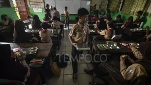 Sidang MK MBG Picu PHK Massal Guru PPPK: Ganggu Jam Pelajaran