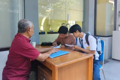 SPMB Jatim Tahap 1 Ditutup, 54.056 Calon Murid Lolos Jalur Domisili