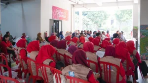 Srikandi Jakarta Luncurkan Kampung Peduli Lingkungan, Ajak Warga Pilah Sampah dari Rumah