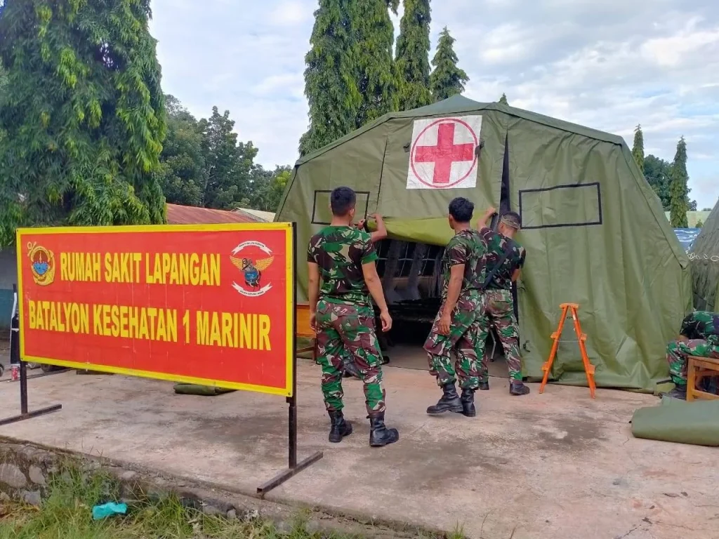 TNI AL Salurkan Bantuan dan Dirikan Posko Kesehatan di Kemayoran