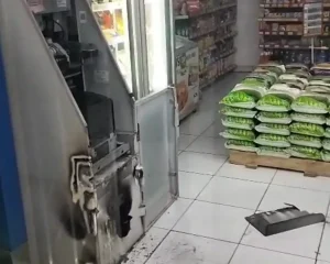 Toko Minuman di Depok Dibobol Maling, iPad dan Uang Tunai Hilang