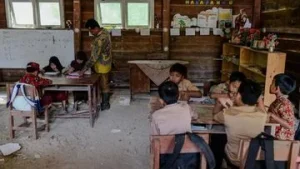 Tunjangan Guru Naik, Langsung Masuk Rekening Tiap Bulan