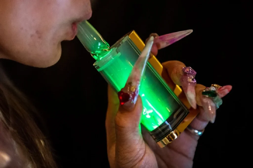 Vape Jadi Alat Bantu Berhenti Merokok yang Paling Banyak Dipilih di Inggris