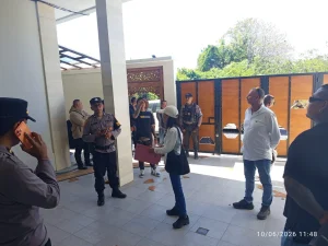 Vila Mewah di Nusa Dua Diserbu Sekelompok Orang, Pintu Gebyok Bali Hancur