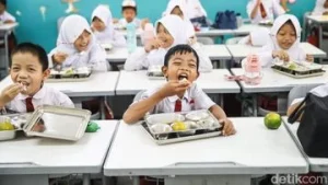 Wacana Kantin Sekolah untuk MBG, Peneliti Umsura Bisa Tekan Anggaran