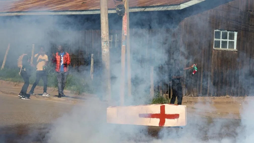 Warga Kenya Murka, Protes Pusat Karantina Ebola AS