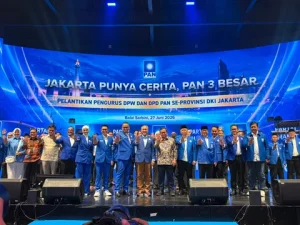 Zulhas Resmi Lantik Pengurus DPW PAN DKI Jakarta, Uya Kuya Jadi Ketua