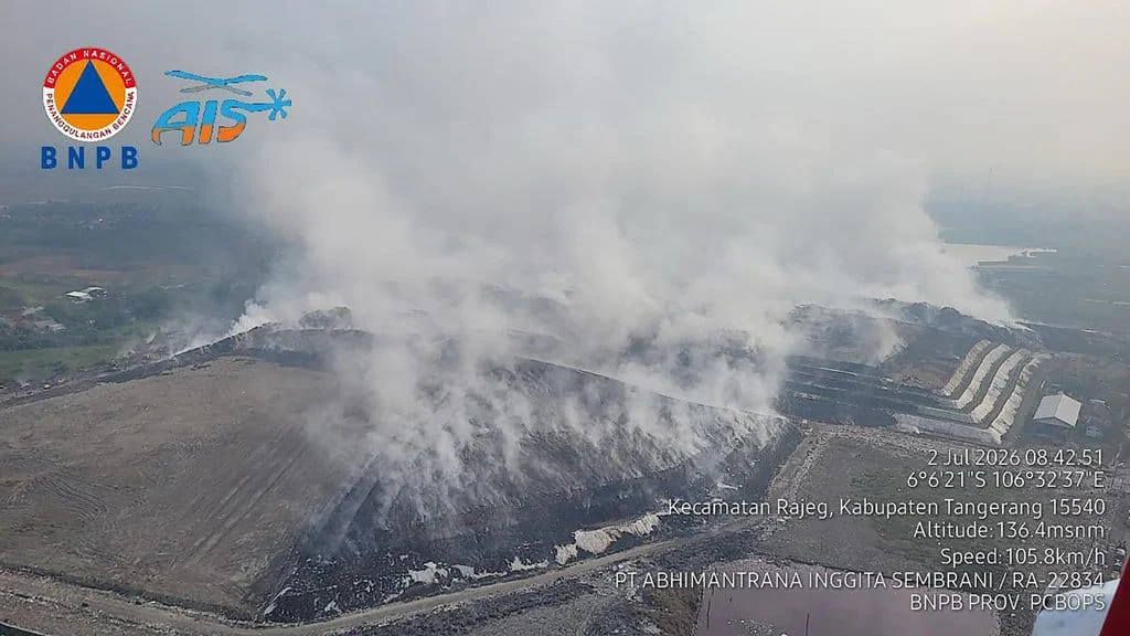 BNPB Catat 102 Warga Mengungsi Akibat Kebakaran TPA Jatiwaringin