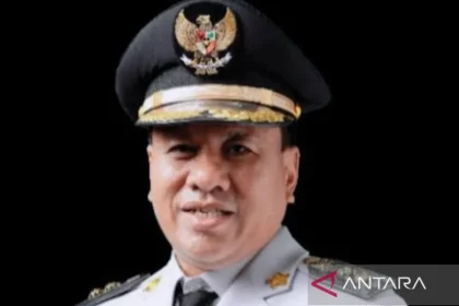 Bupati Kuansing Menyerahkan Diri, Diperiksa KPK