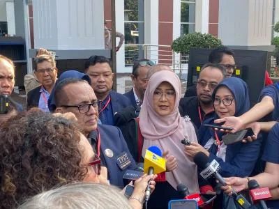 Dokter Tifa Siap Hadapi Sidang Perdana Kasus Ijazah Jokowi