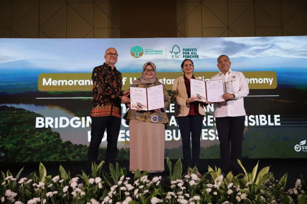 Kementerian Kehutanan dan FSC Teken MoU Pengelolaan Hutan Berkelanjutan