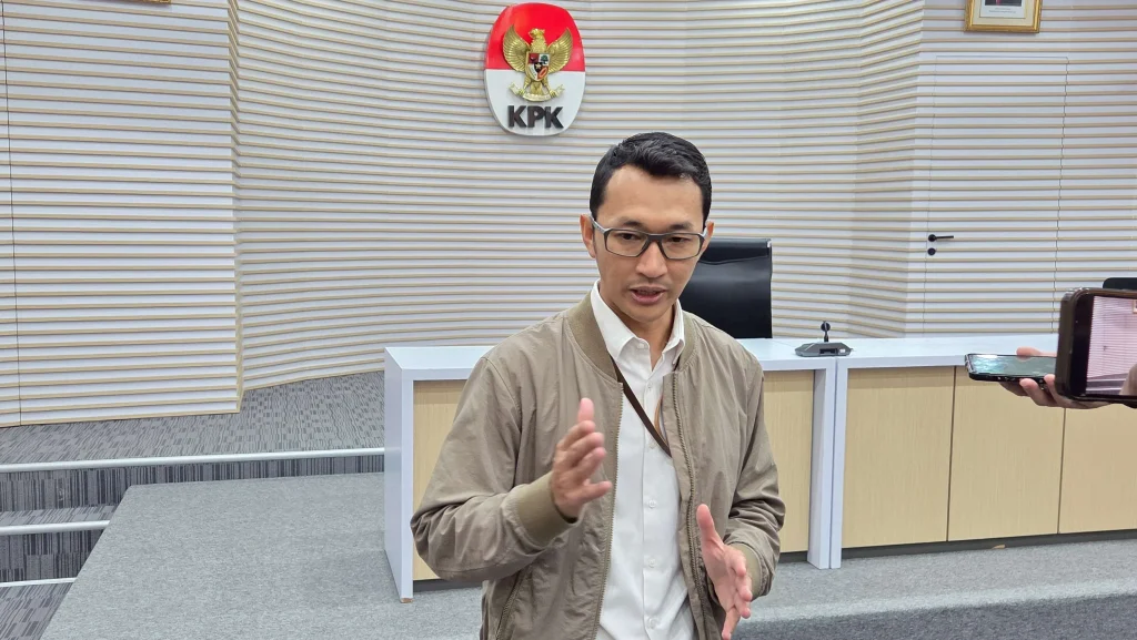 KPK Mendalami Pengakuan Menhut soal Amplop dari Bupati Kuansing