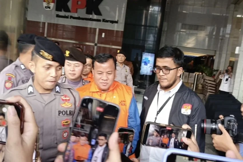KPK Tahan Bupati Kuansing Terkait Kasus Suap Pengisian Jabatan