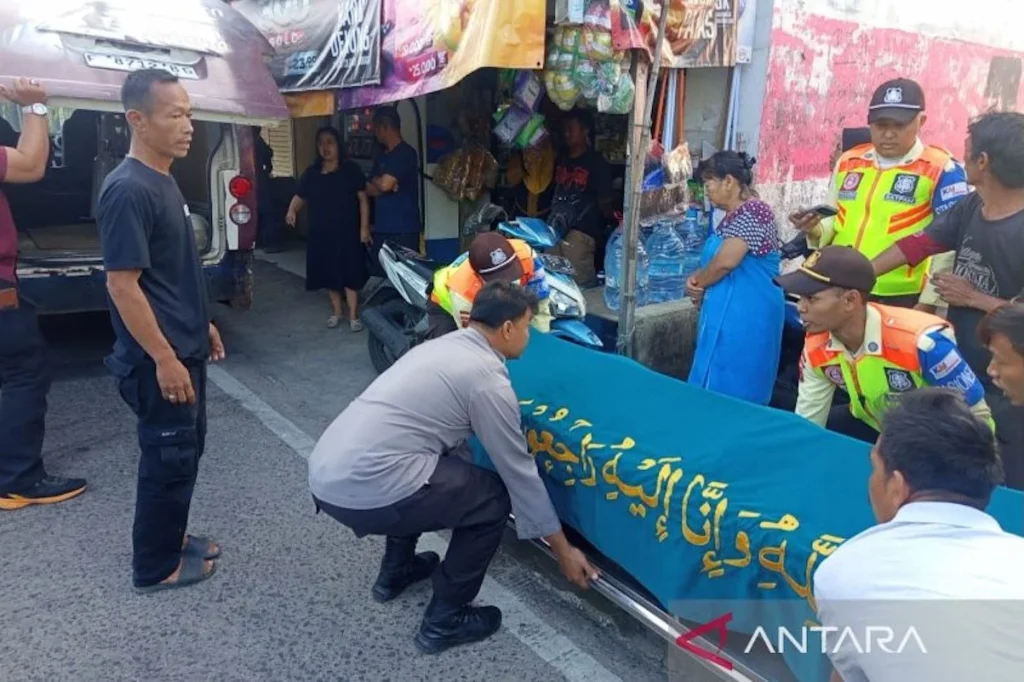 Lansia Tewas Tertemper Commuterline di Cilebut