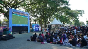 Masyarakat Padati Nobar Piala Dunia, Suasana Tetap Tertib dan Meriah