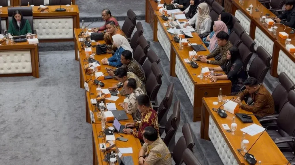 Penahanan Saldo UMKM: Komisi VII Perlu Percepatan Revisi UU Perlindungan Konsumen