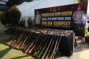 Polda Sumatera Selatan Musnahkan 397 Senpi Rakitan Ilegal