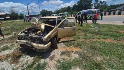 Tragedi Tabrakan di Thailand: 8 Biksu Tewas, Bocah 11 Tahun di Balik Setir